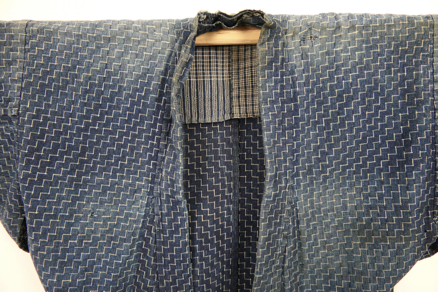 Meiji Dan Tsunagi Pattern Indigo Dyed Cotton Noragi Kimono